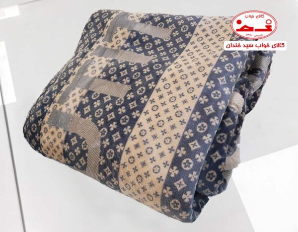 پتو دونفره مخملی طرح ویتون آبی